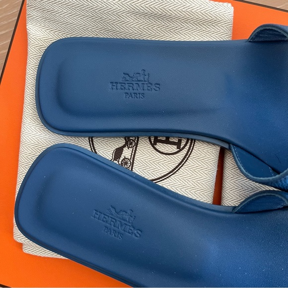 HERMÈS Oran Sandals Bleu Bleuet size EU 38.5/US 8.5 - Picture 7 of 7